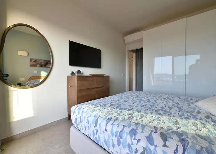 Fronte Mare Palau, Porto Turistico E Апартаменты Палау