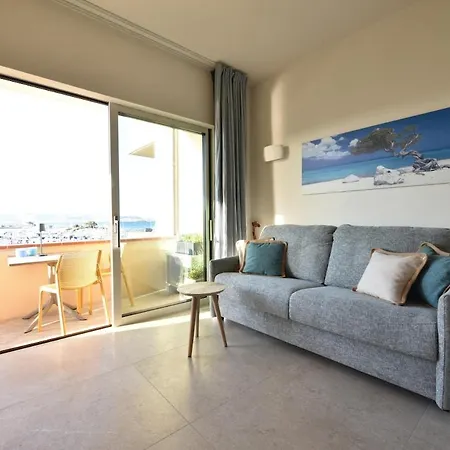 Fronte Mare Palau, Porto Turistico E *