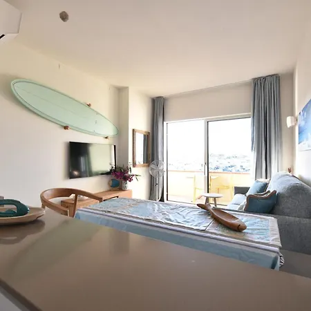 Fronte Mare Palau, Porto Turistico E *