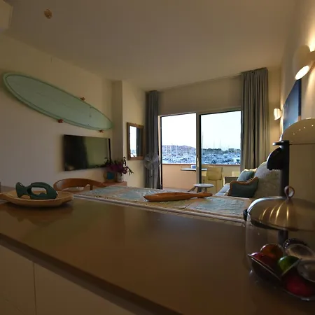 Fronte Mare Palau, Porto Turistico E Palau