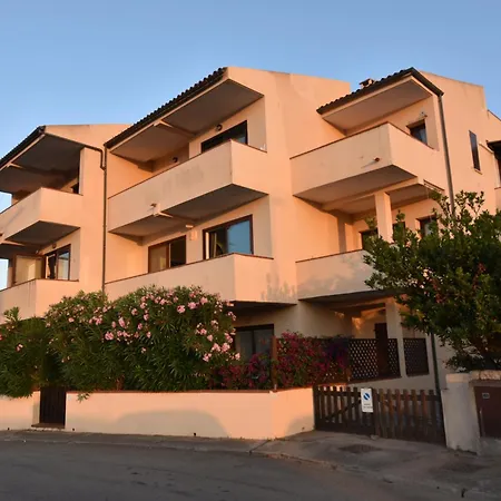 Fronte Mare Palau, Porto Turistico E Palau