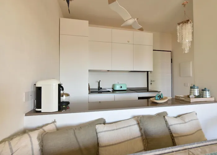 Fronte Mare Palau, Porto Turistico E Apartman