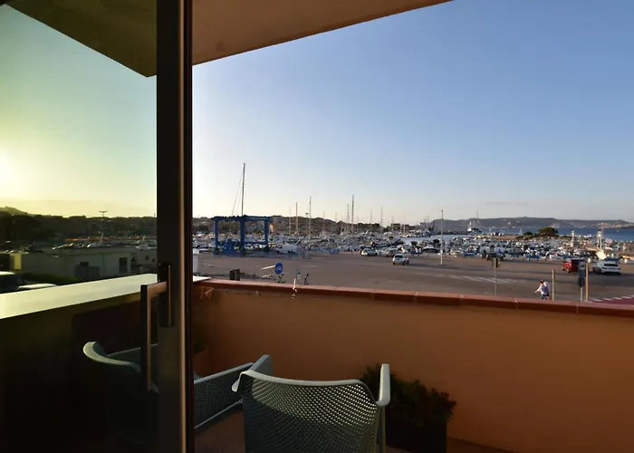 Daire Fronte Mare Palau, Porto Turistico E Palau