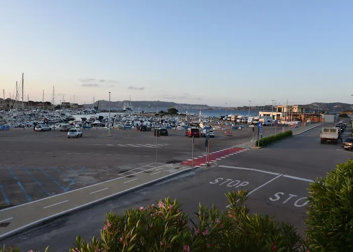 Apartman Fronte Mare Palau, Porto Turistico E *