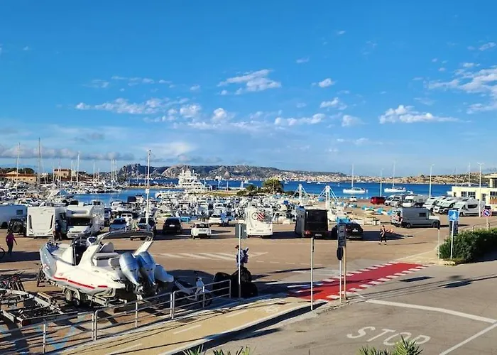 Fronte Mare Palau, Porto Turistico E Apartman