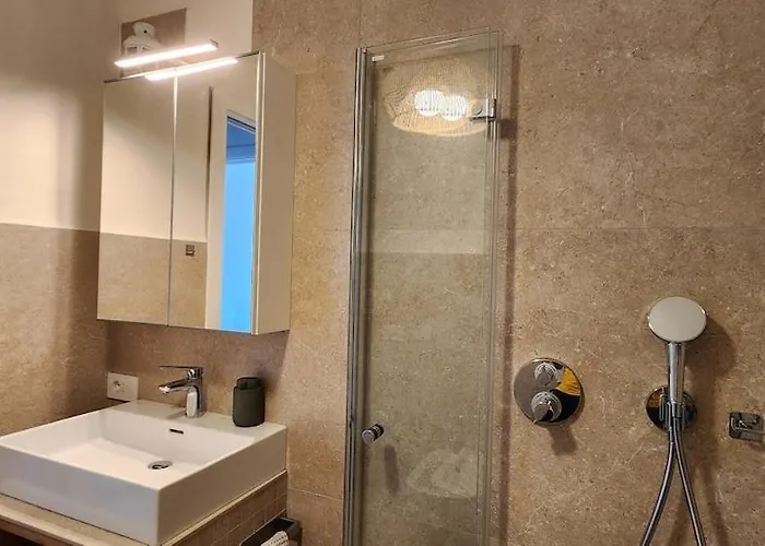 Fronte Mare Palau, Porto Turistico E